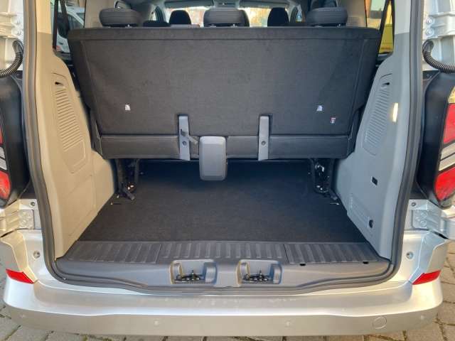 Fahrzeugbild eines Ford Transit Custom