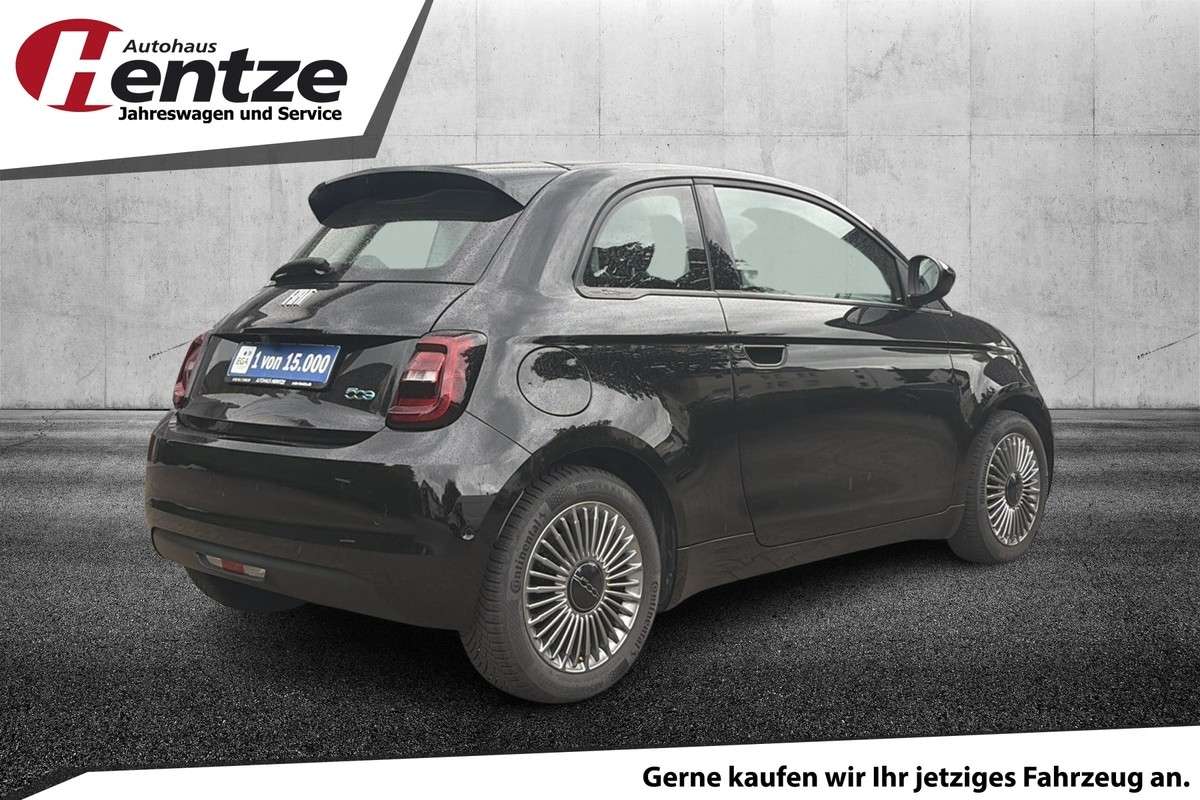 Fahrzeugbild eines Fiat 500