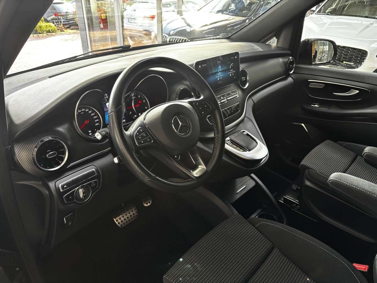 Fahrzeugbild eines Mercedes-Benz V-Klasse