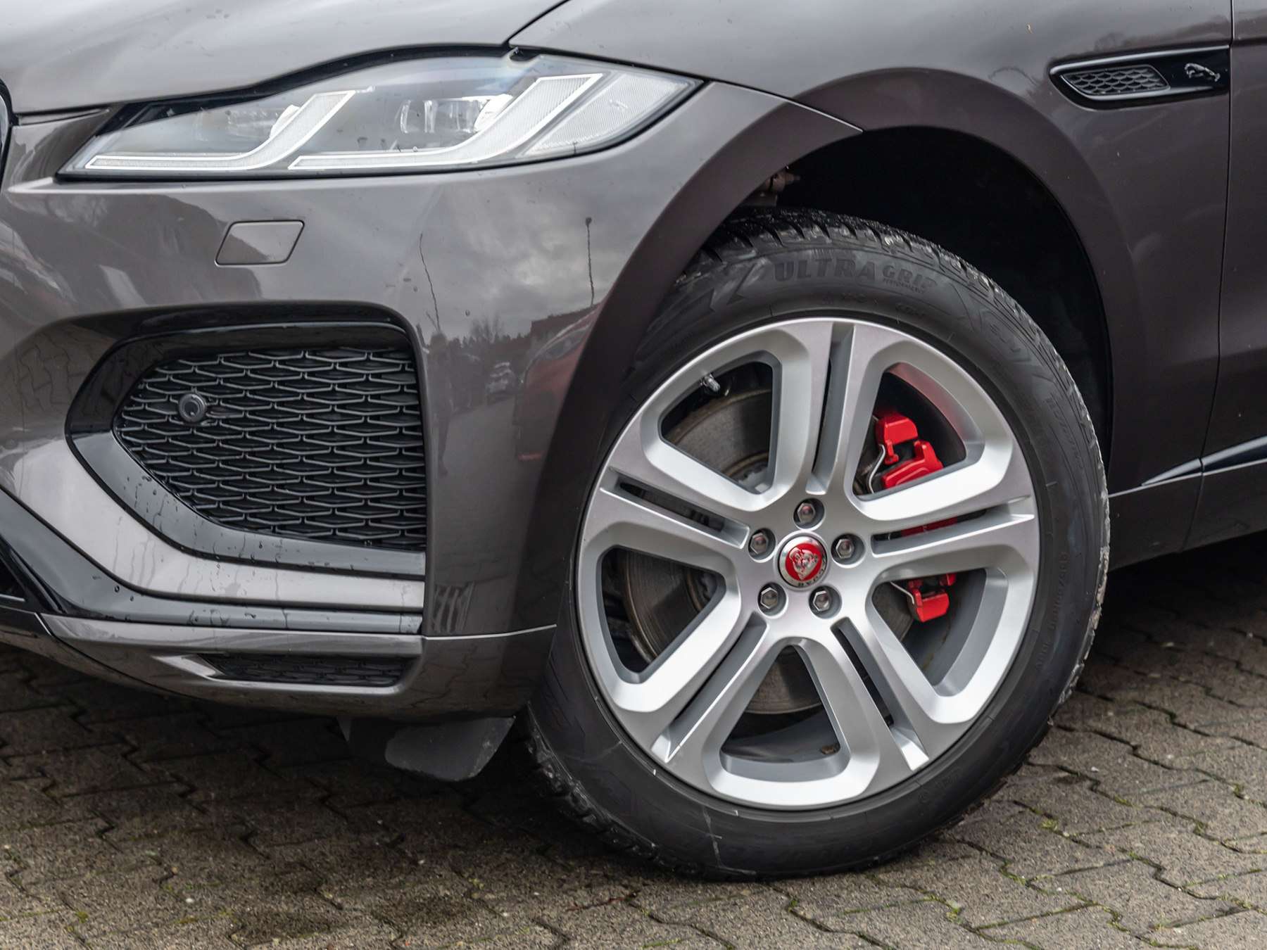 Fahrzeugbild eines Jaguar F-PACE
