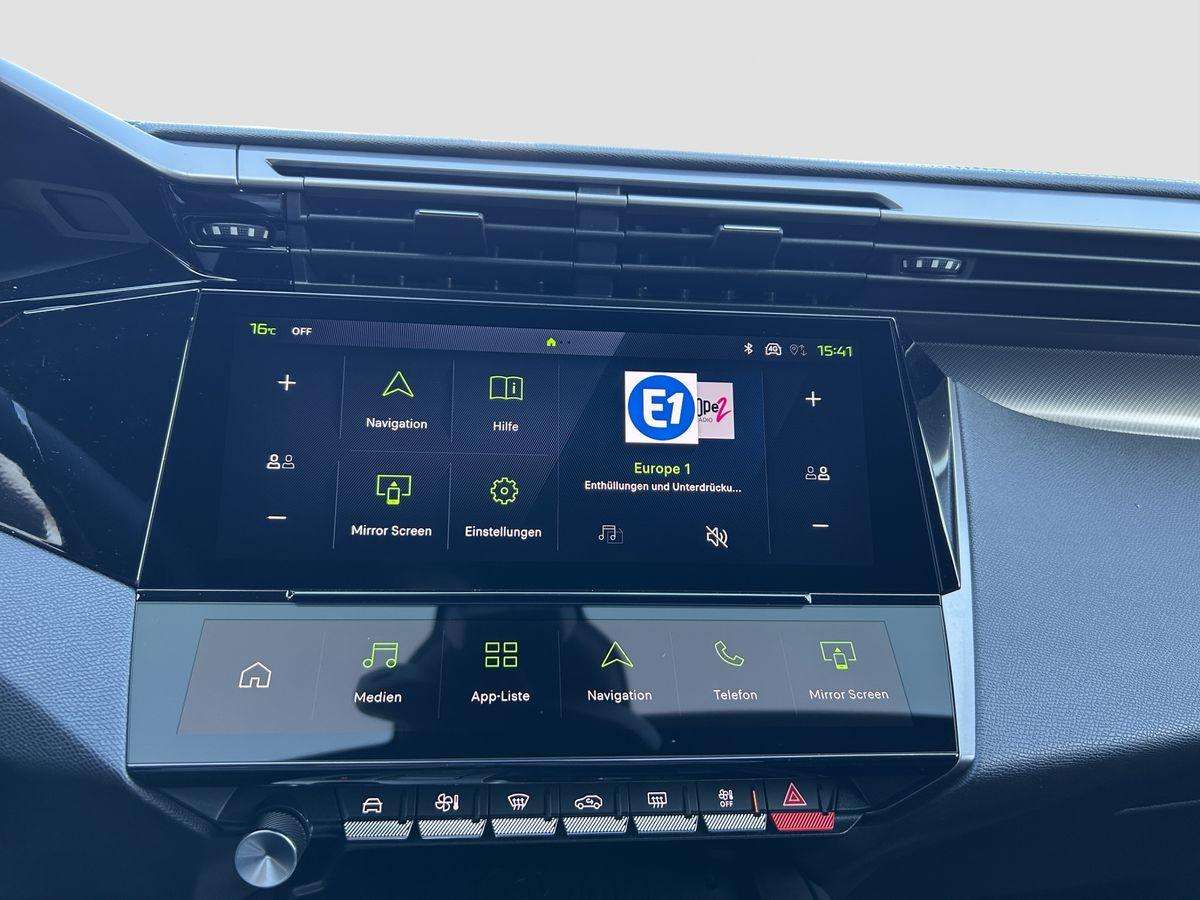 Fahrzeugbild eines Peugeot 408