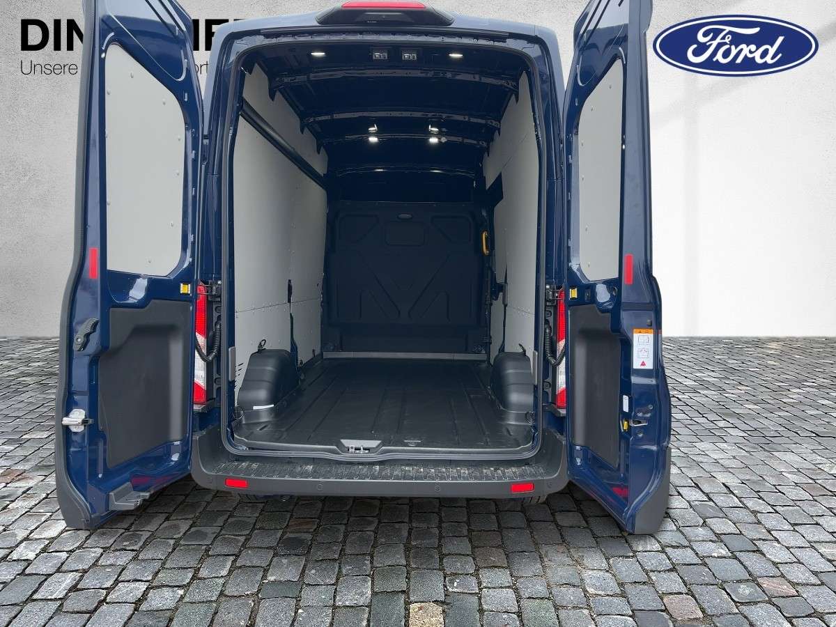 Fahrzeugbild eines Ford Transit