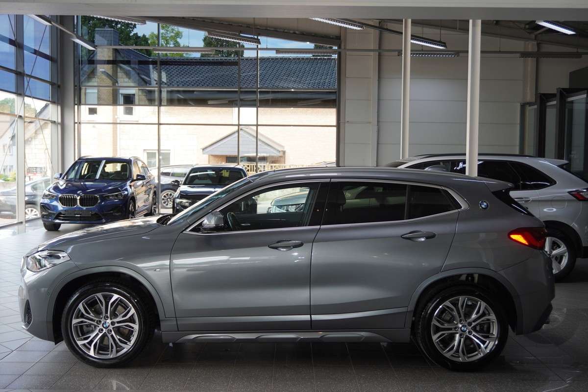 Fahrzeugbild eines BMW X2
