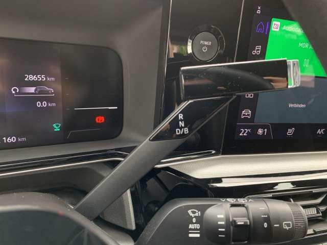Fahrzeugbild eines Renault 5 E-TECH