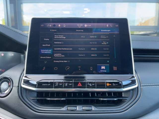 Fahrzeugbild eines Jeep Compass