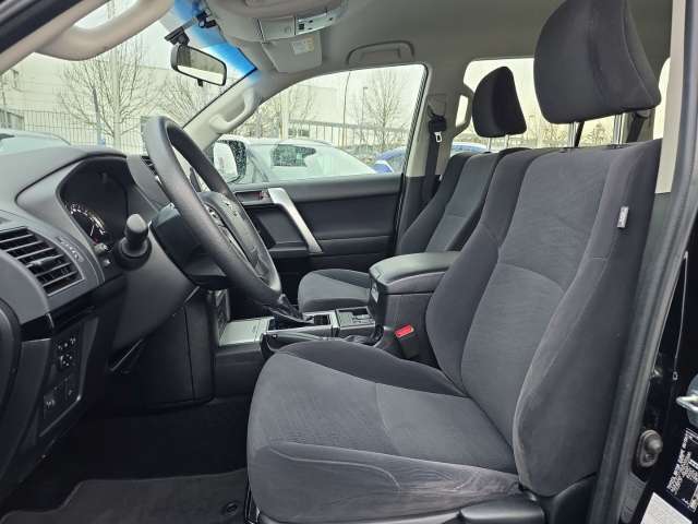 Fahrzeugbild eines Toyota Land Cruiser