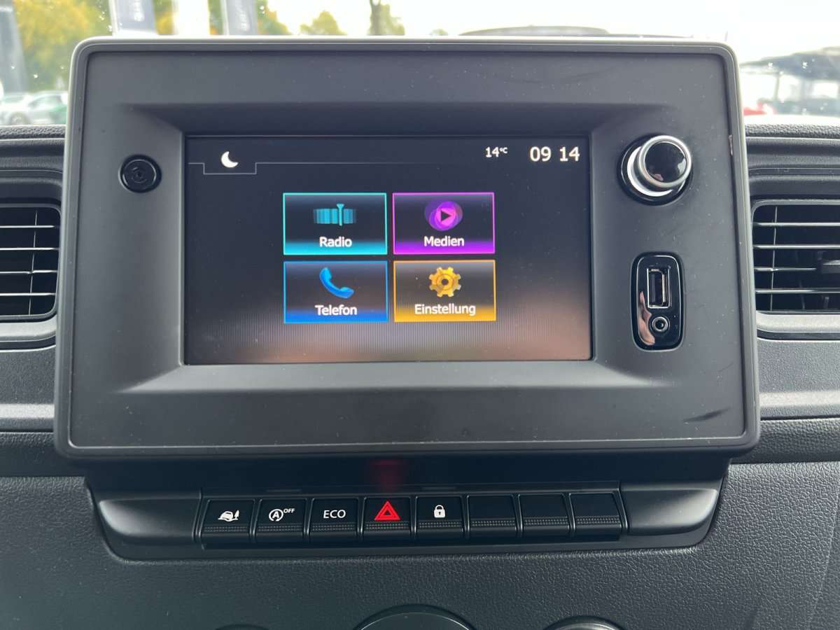 Fahrzeugbild eines Nissan Interstar