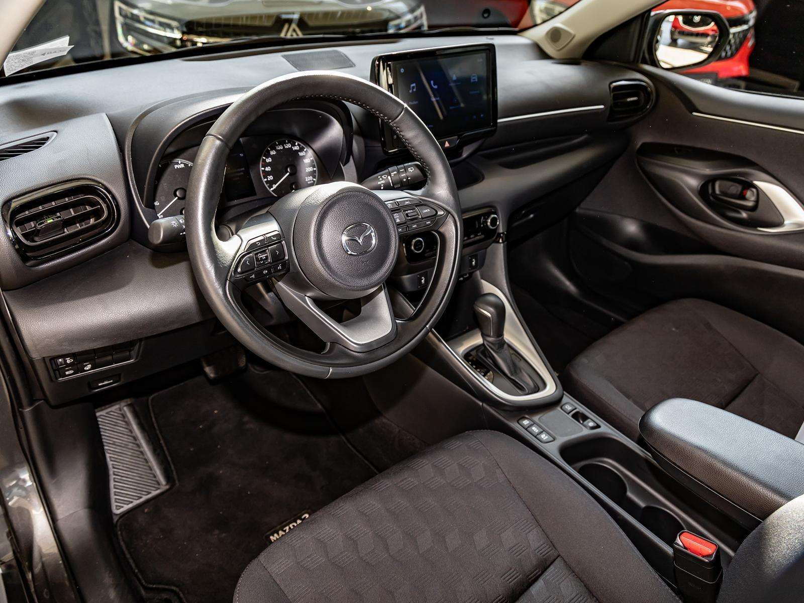 Fahrzeugbild eines Mazda Mazda2 Hybrid