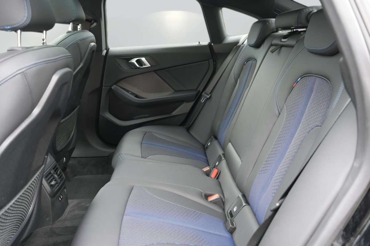 Fahrzeugbild eines BMW 2er-Reihe