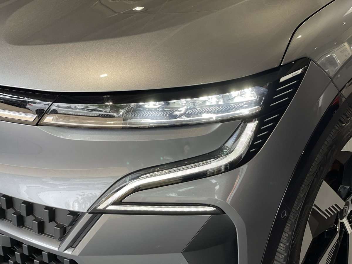 Fahrzeugbild eines Renault Megane E-TECH