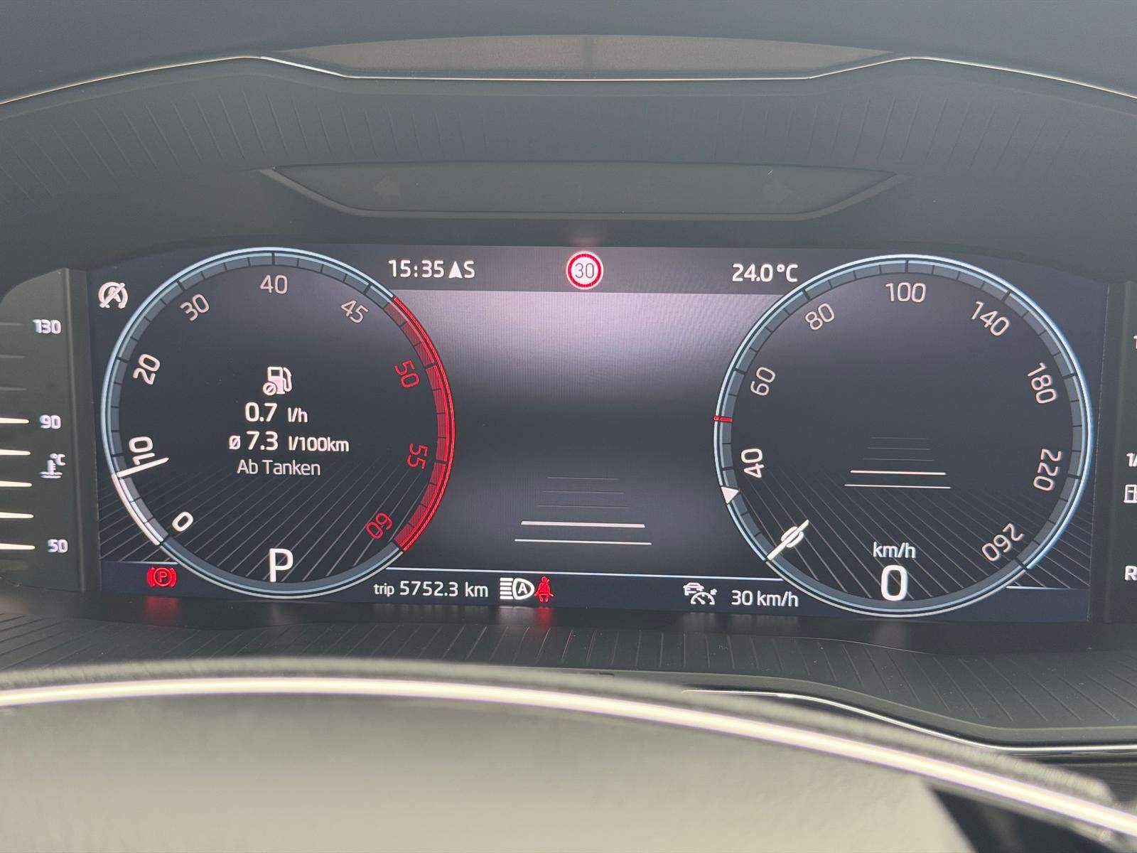 Fahrzeugbild eines Skoda Superb