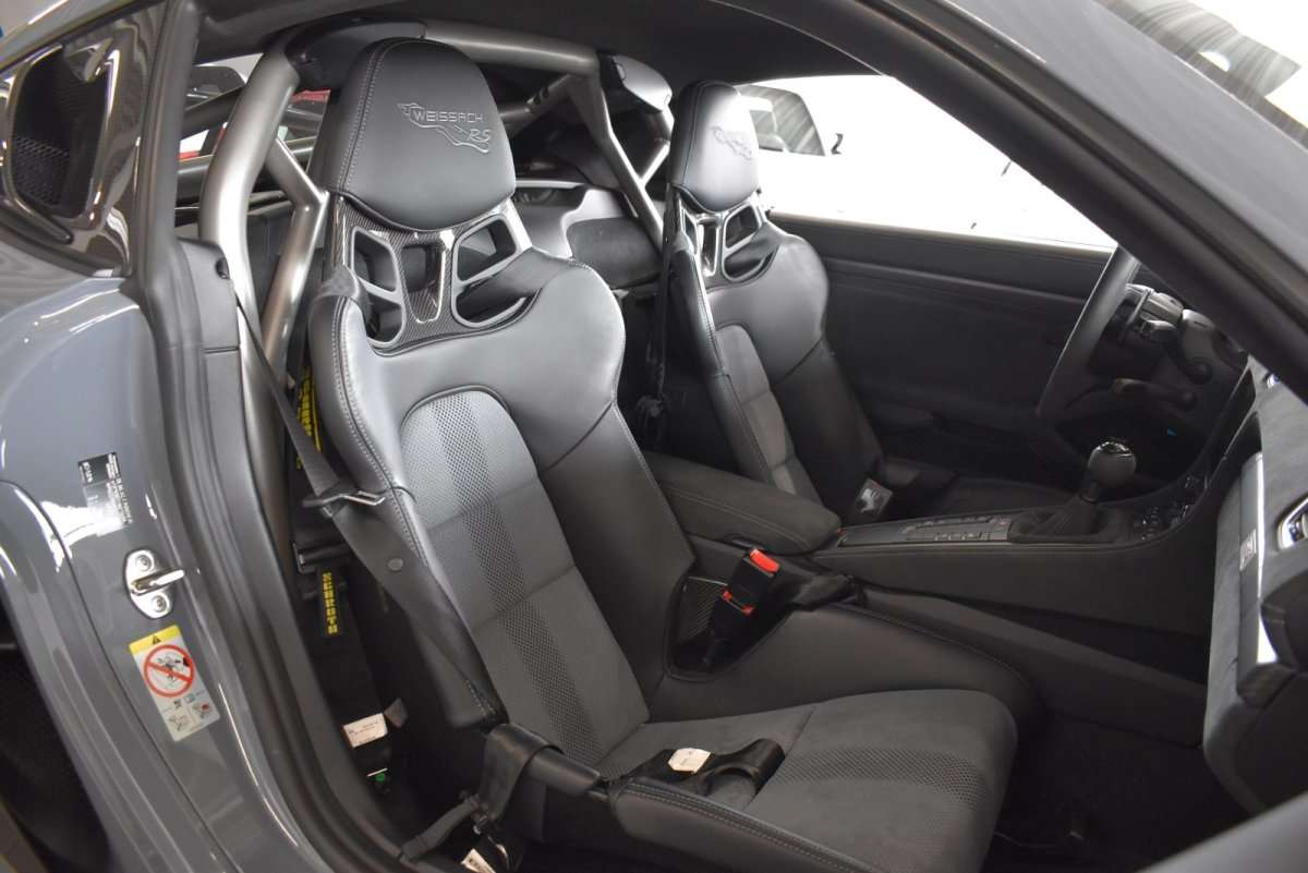 Fahrzeugbild eines Porsche Cayman