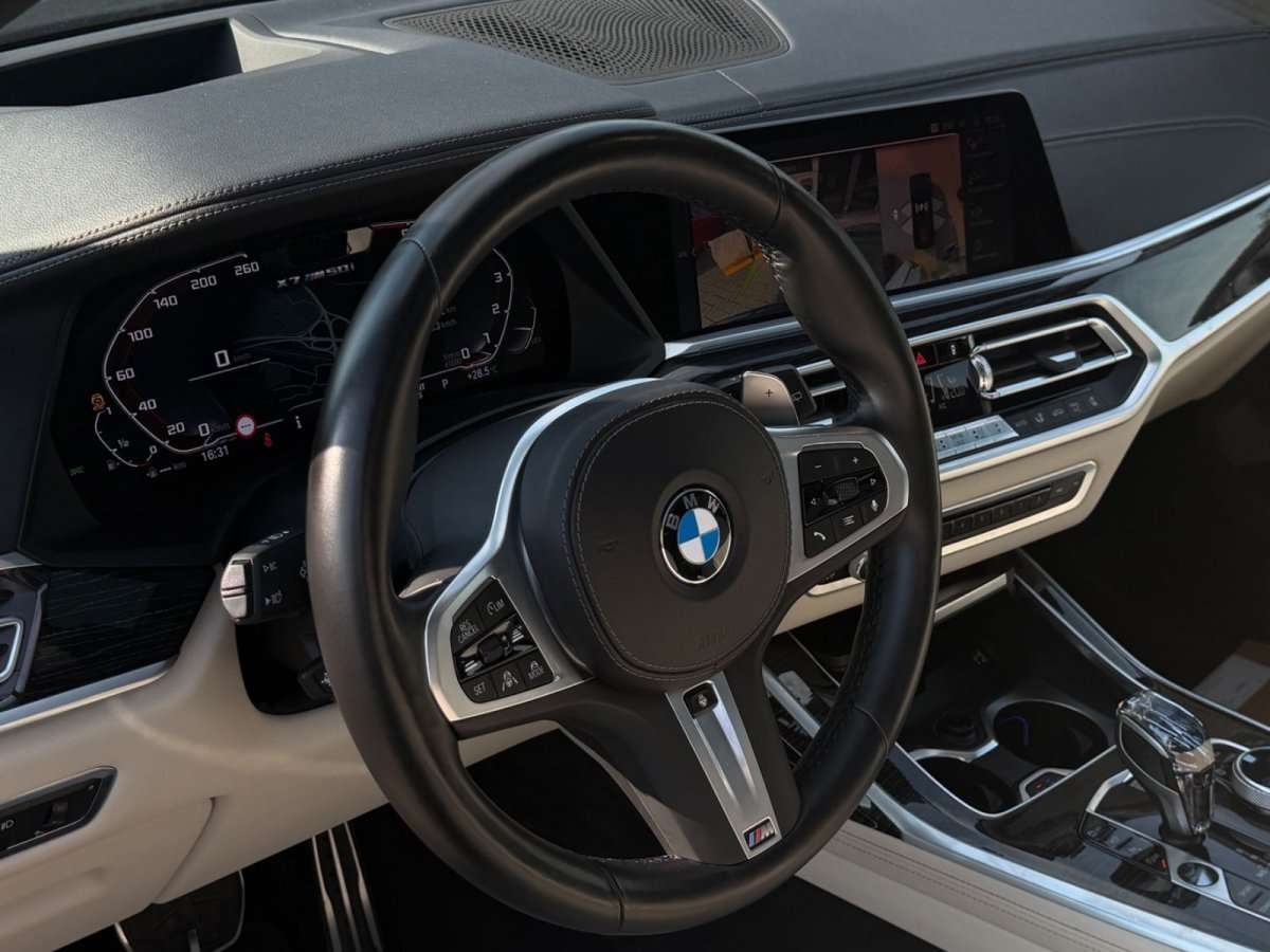 Fahrzeugbild eines BMW X7