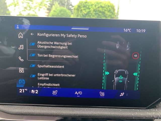 Fahrzeugbild eines Renault Clio
