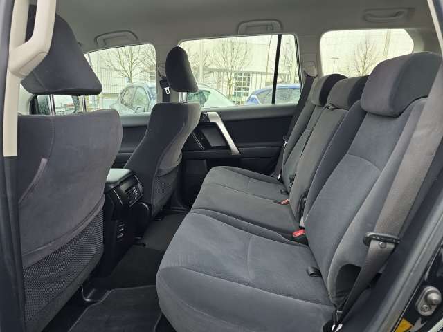 Fahrzeugbild eines Toyota Land Cruiser