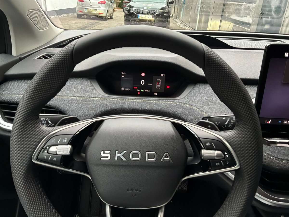 Fahrzeugbild eines Skoda ELROQ
