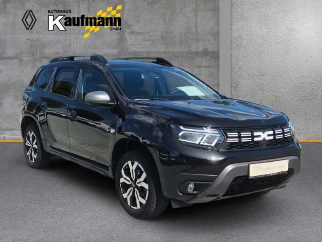 Fahrzeugbild eines Dacia Duster