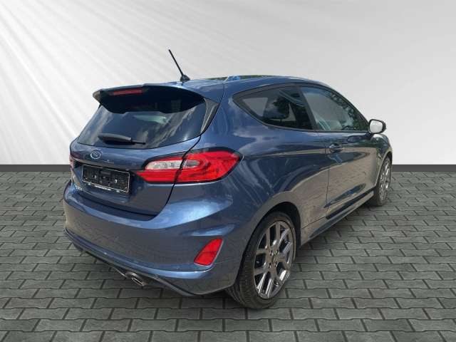 Fahrzeugbild eines Ford Fiesta