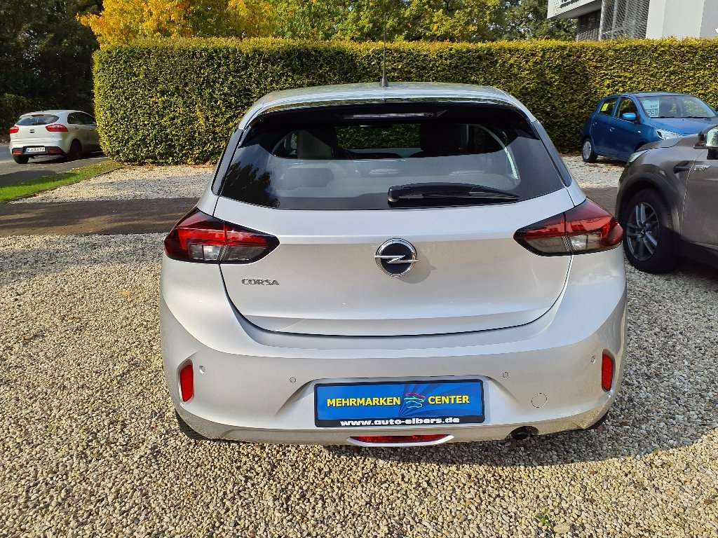 Fahrzeugbild eines Opel Corsa