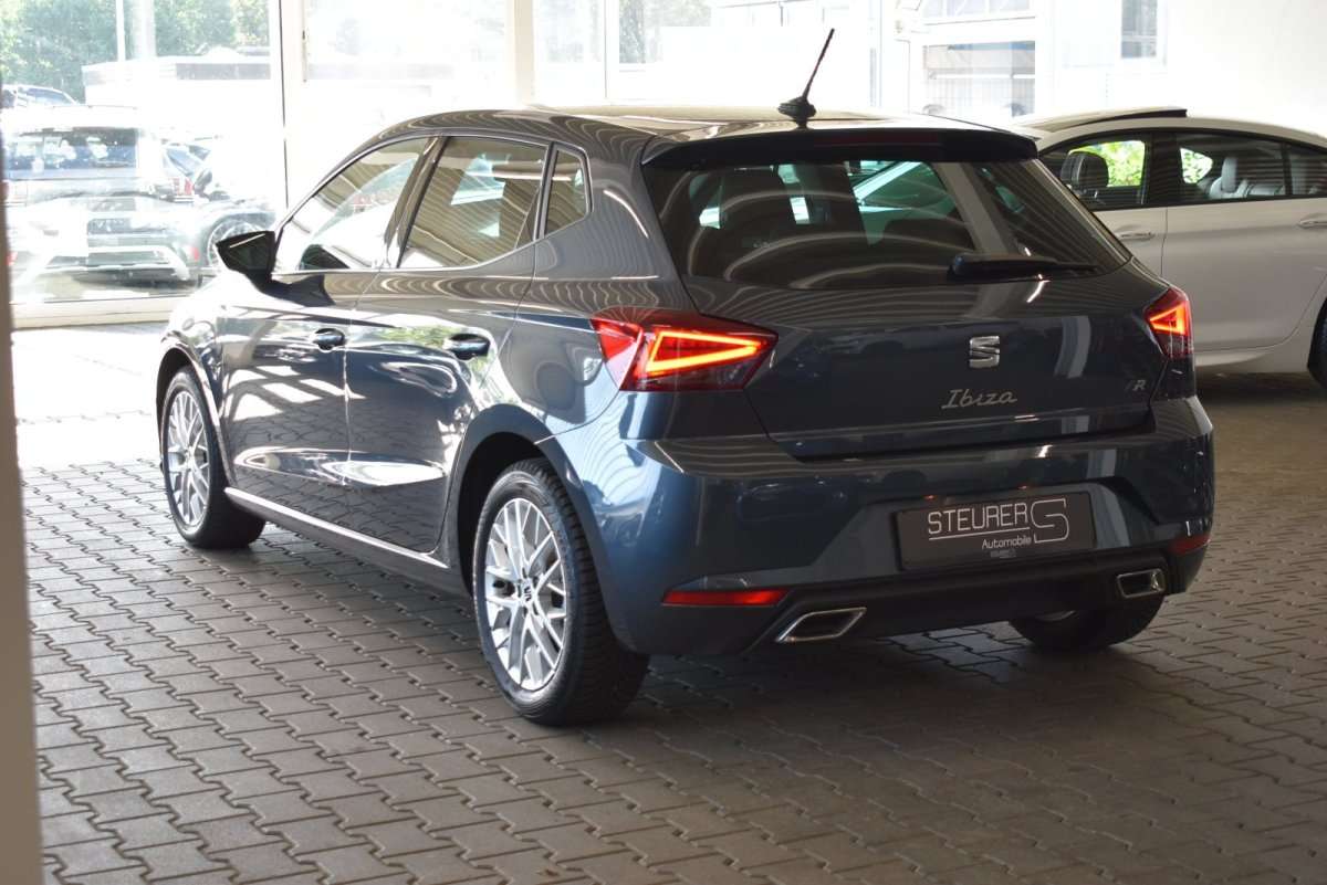 Fahrzeugbild eines SEAT Ibiza