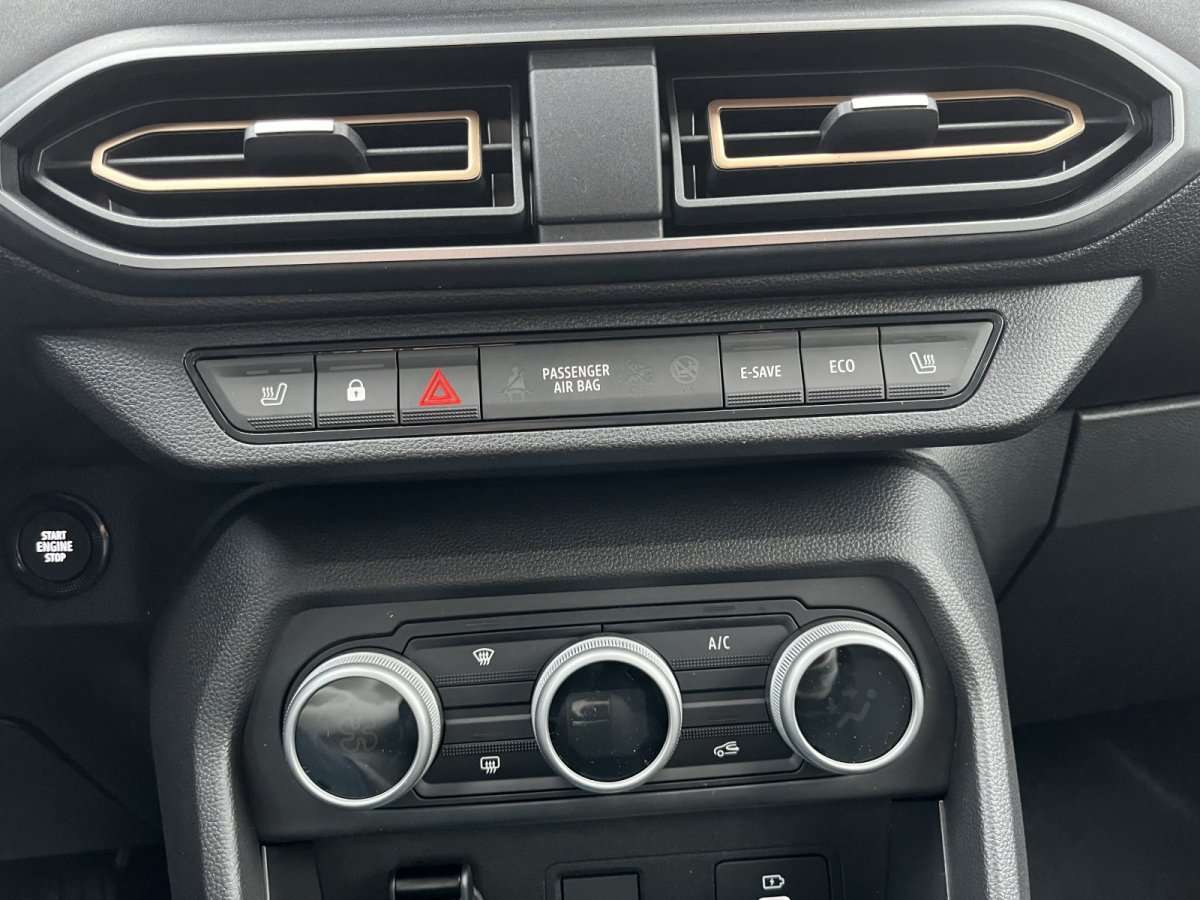 Fahrzeugbild eines Dacia Jogger