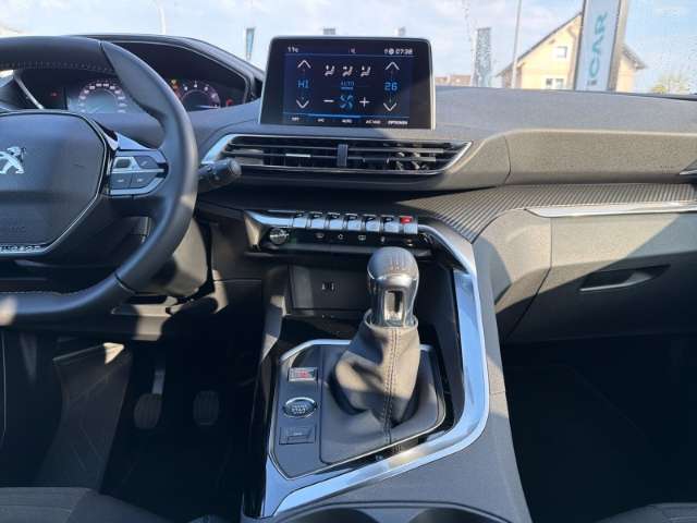 Fahrzeugbild eines Peugeot 5008