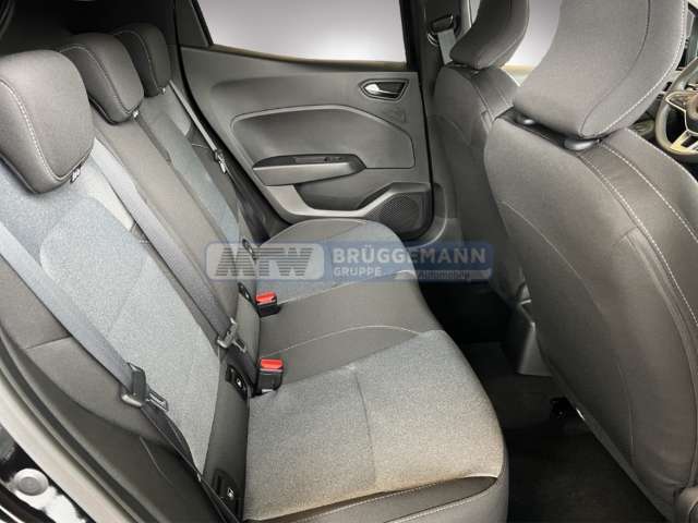 Fahrzeugbild eines Mitsubishi Colt