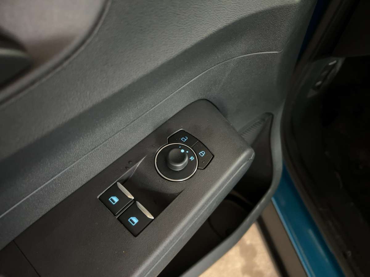 Fahrzeugbild eines Ford Transit Courier