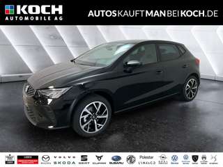 Schräge Frontansicht auf einen SEAT Ibiza , freigestellt