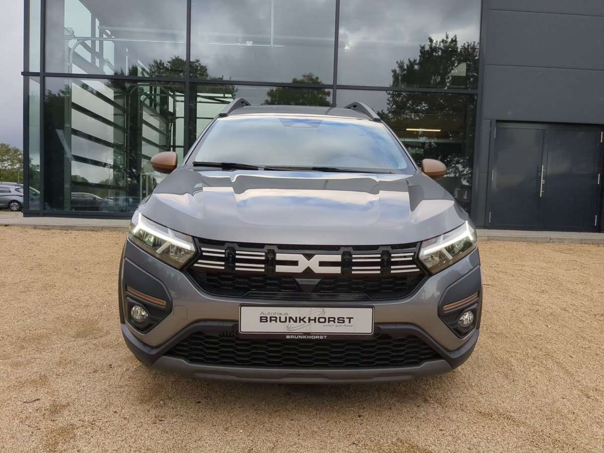 Fahrzeugbild eines Dacia Jogger