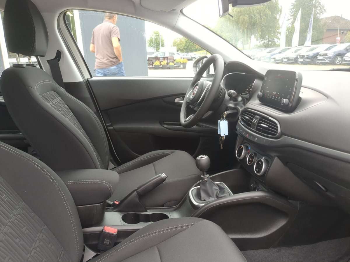 Fahrzeugbild eines Fiat Tipo