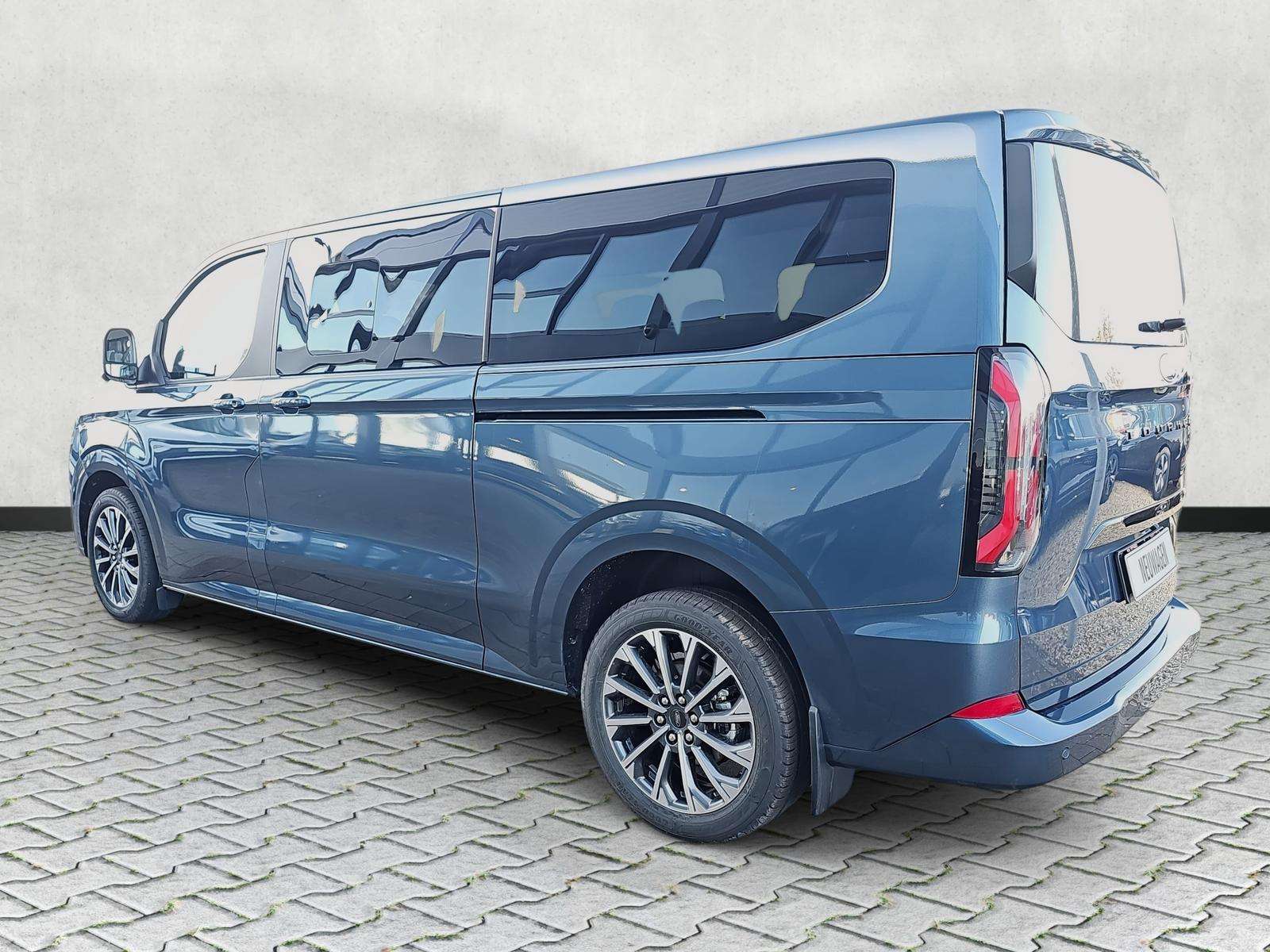Fahrzeugbild eines Ford Tourneo Custom