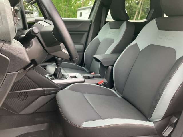 Fahrzeugbild eines Dacia Duster