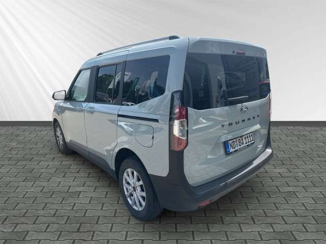 Fahrzeugbild eines Ford Tourneo Courier