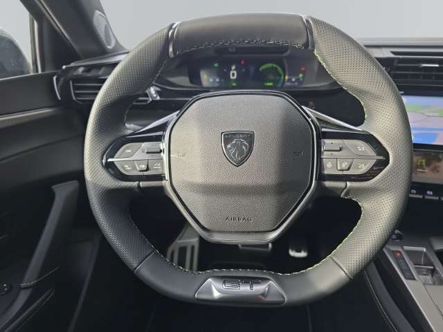 Fahrzeugbild eines Peugeot 408