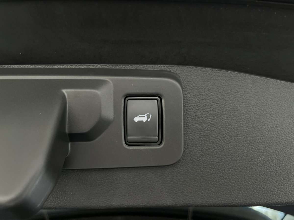 Fahrzeugbild eines Renault Austral