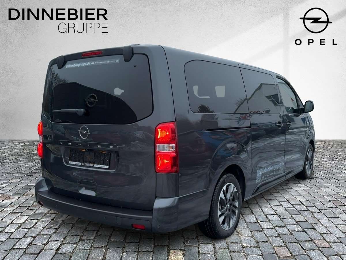 Fahrzeugbild eines Opel Zafira