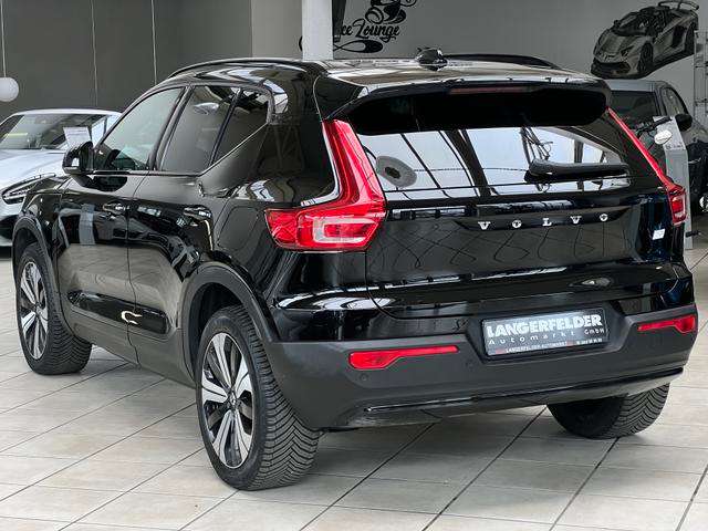 Fahrzeugbild eines Volvo XC40