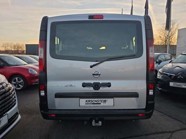 Fahrzeugbild eines Nissan Primastar