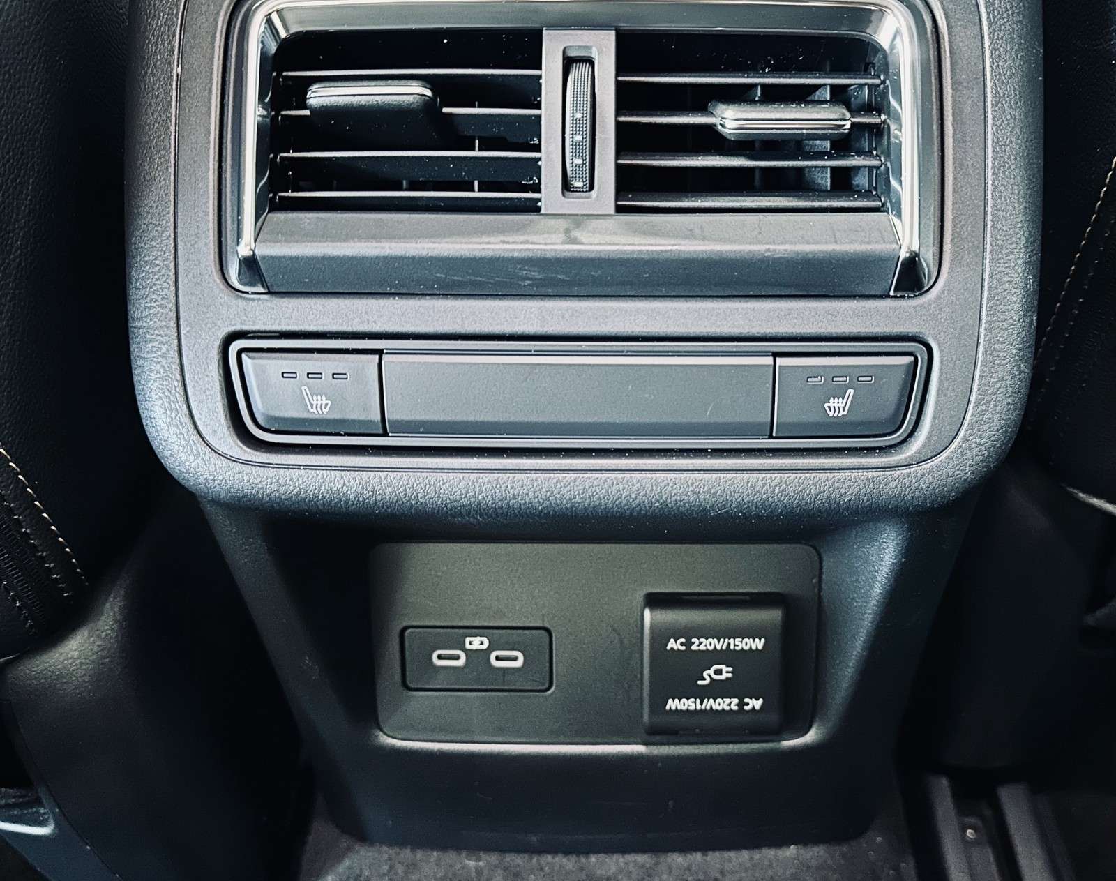Fahrzeugbild eines Mazda CX-60