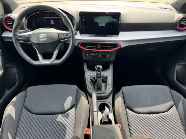 Fahrzeugbild eines SEAT Ibiza