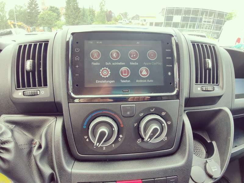 Fahrzeugbild eines Opel Movano