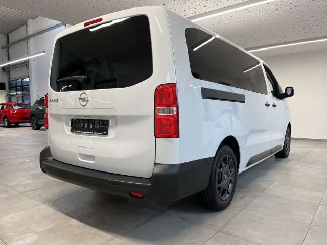 Fahrzeugbild eines Opel Vivaro