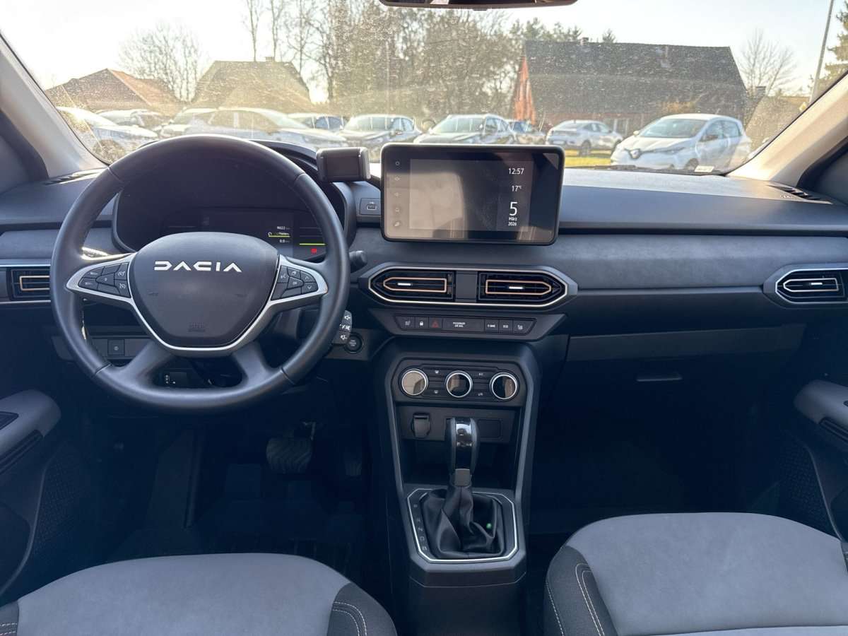 Fahrzeugbild eines Dacia Jogger