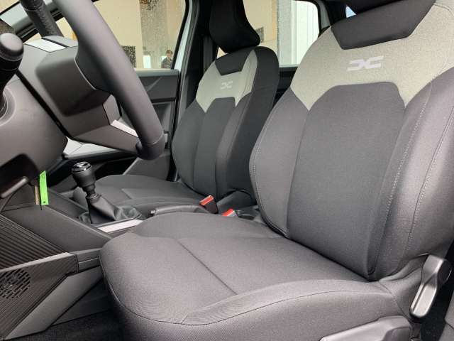 Fahrzeugbild eines Dacia Bigster