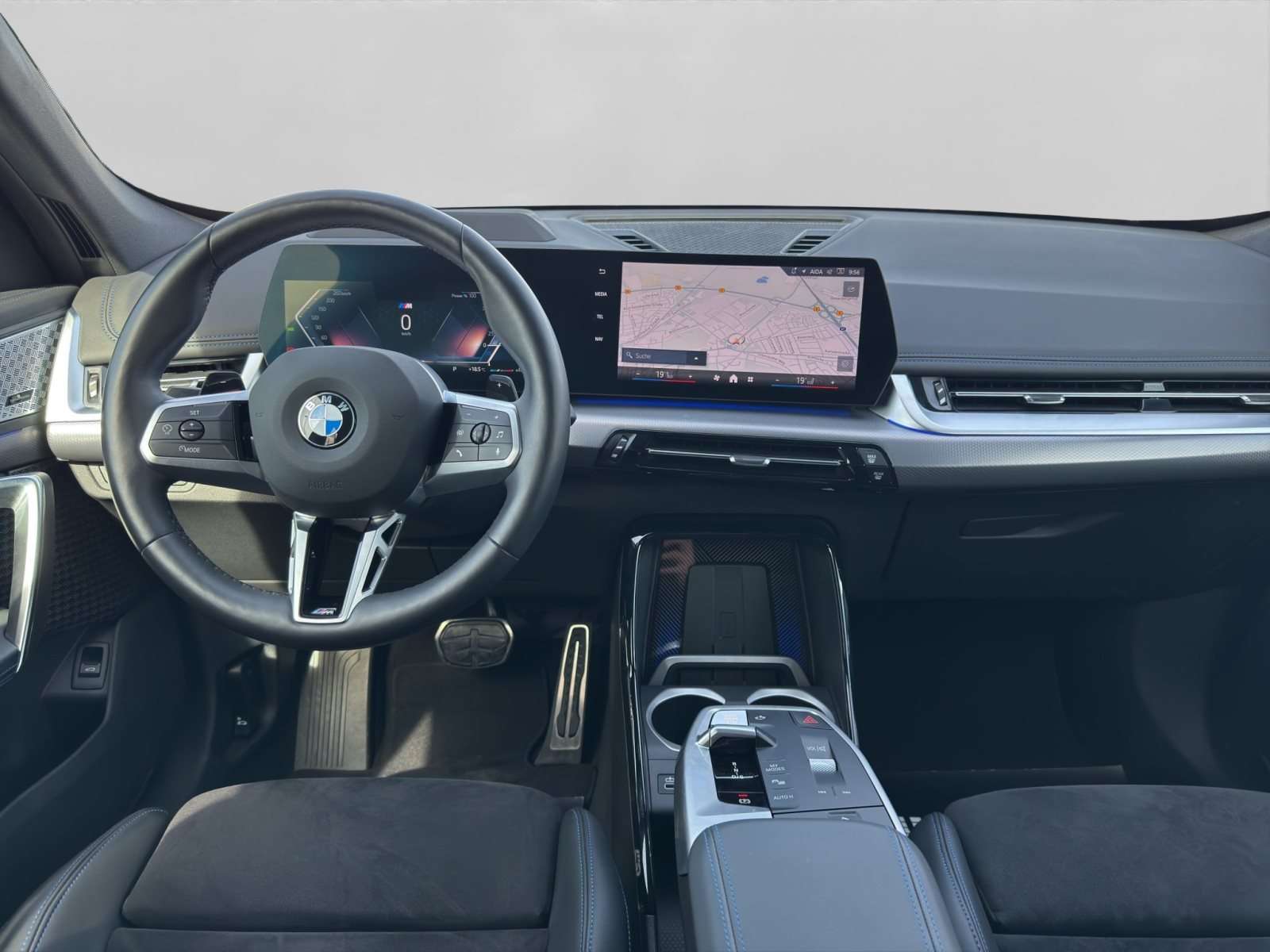 Fahrzeugbild eines BMW X1