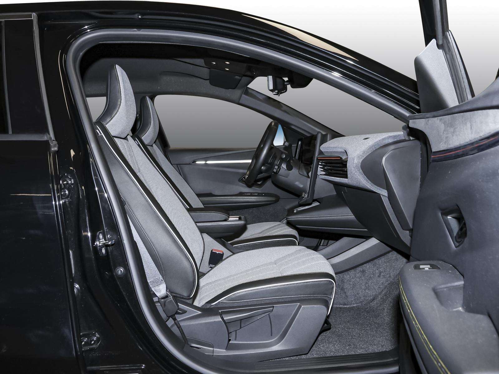 Fahrzeugbild eines Renault Megane E-TECH