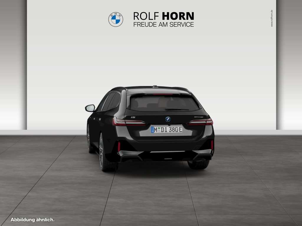 Fahrzeugbild eines BMW i5