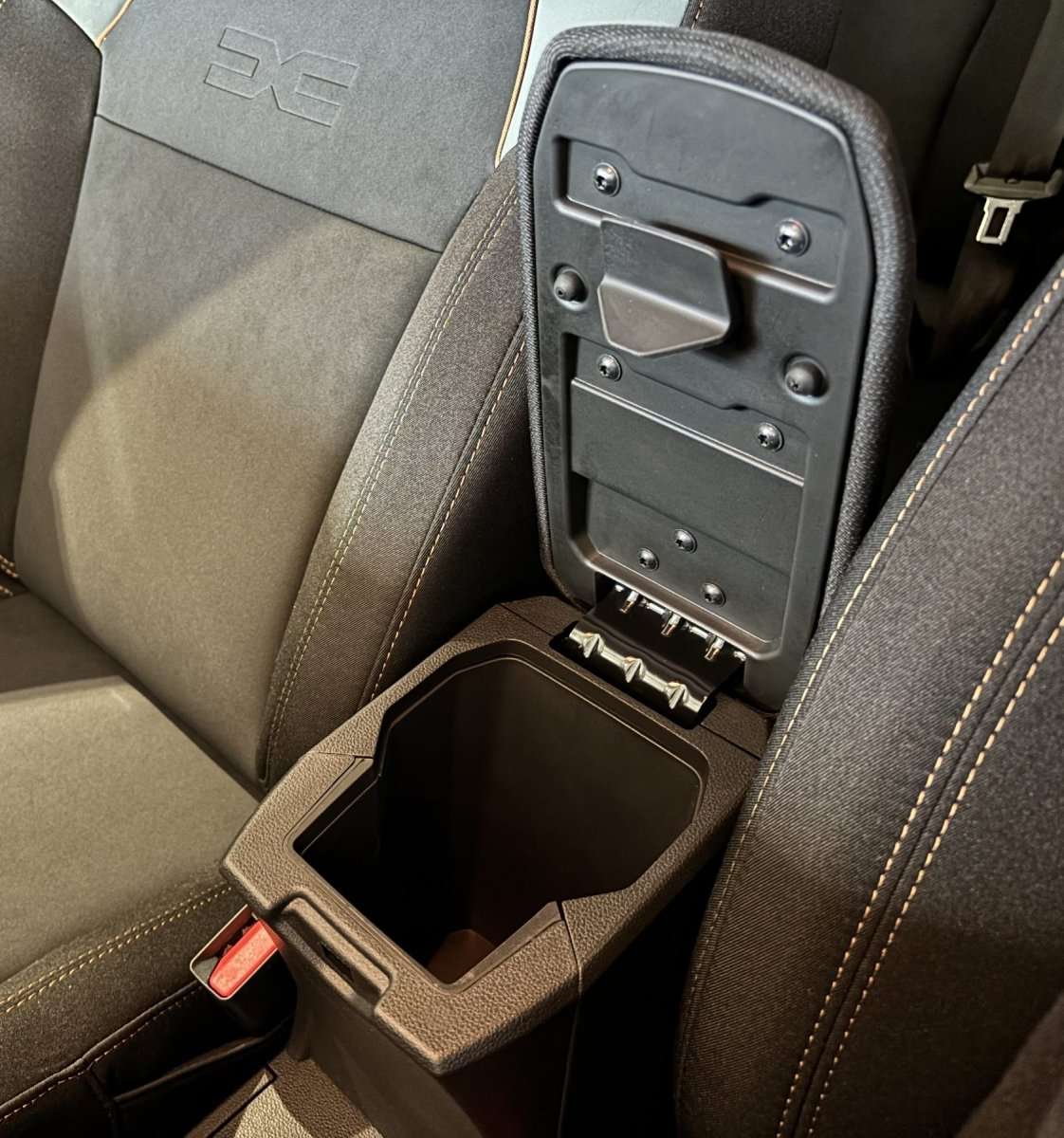 Fahrzeugbild eines Dacia Sandero