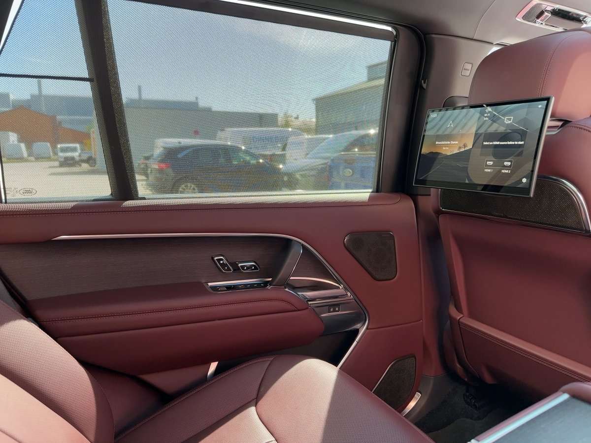 Fahrzeugbild eines Land Rover Range Rover